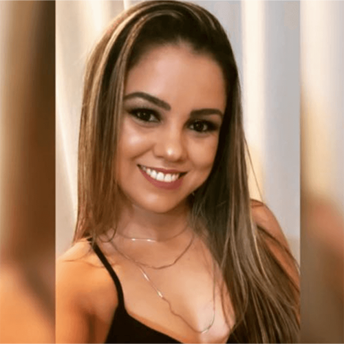 Alessandra R.